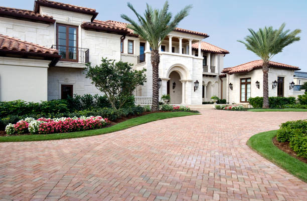 Best Driveway Paving Contractor  in Walcott, IA